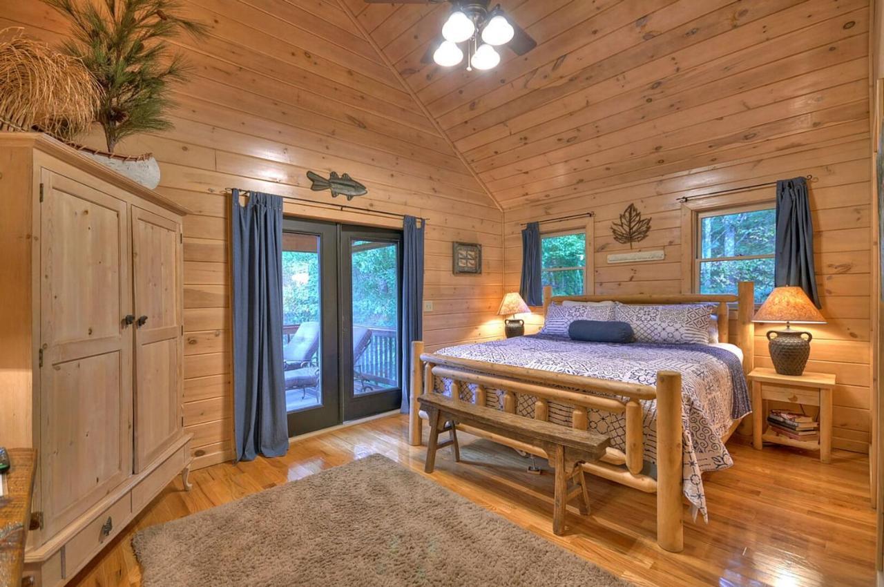 Aska Adventure Lodge Blue Ridge Exterior photo